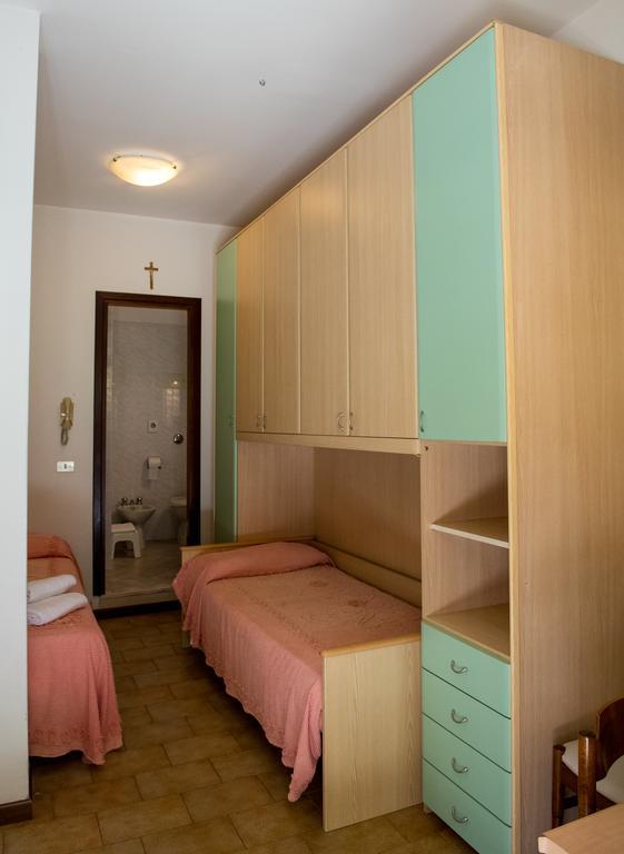 Hotel Malibran Lido di Jesolo Exteriör bild