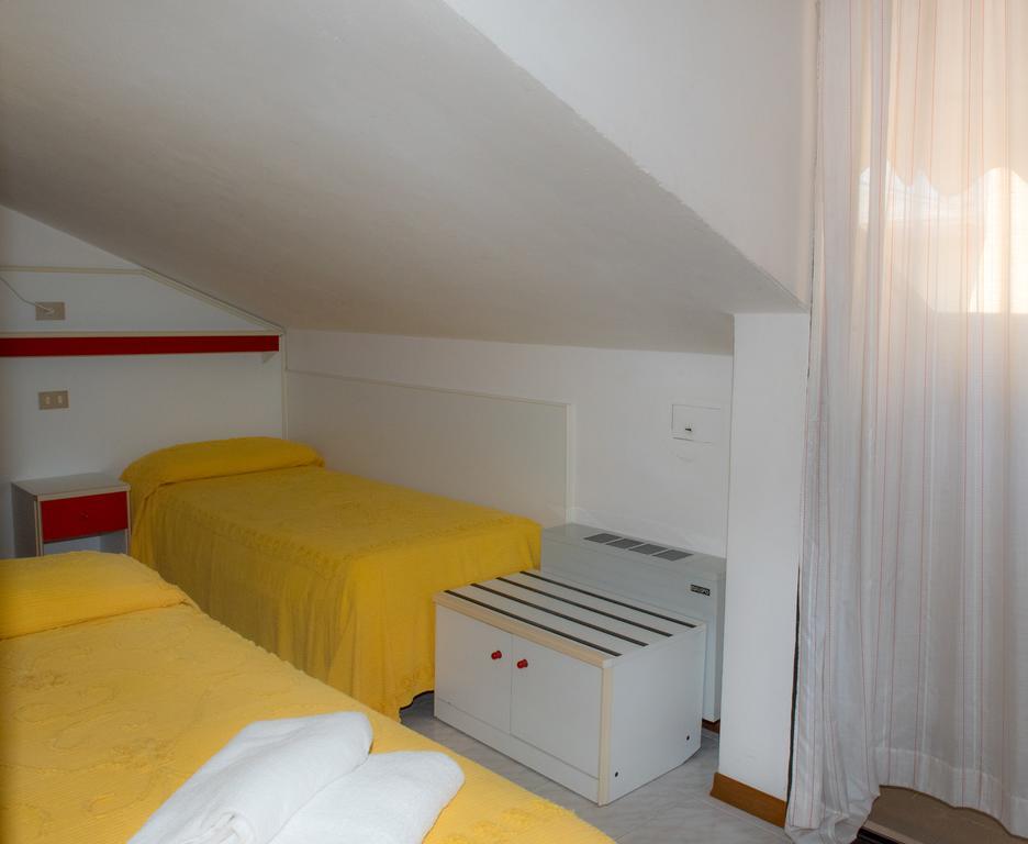 Hotel Malibran Lido di Jesolo Exteriör bild