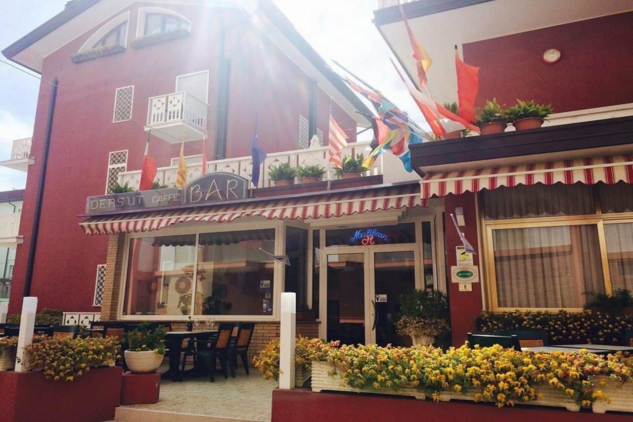 Hotel Malibran Lido di Jesolo Exteriör bild